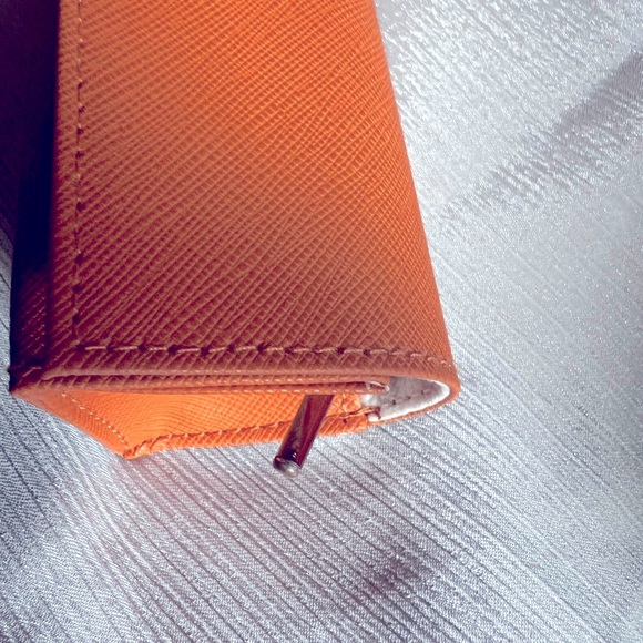 💕Tory Burch Sunglass Eyeglass Glasses Orange Leather Case NWOT - Picture 2 of 7